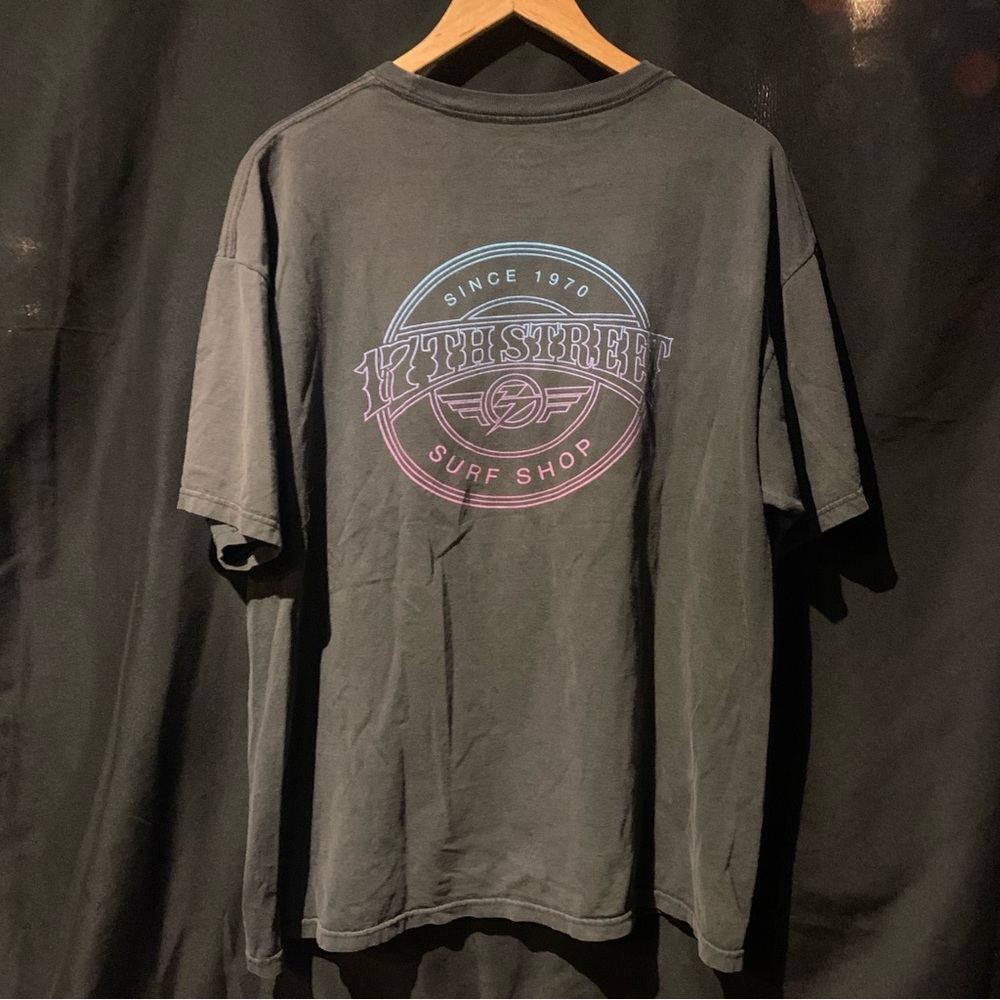17th Street Surf Shop T-Shirt Men's L Short Sleeve Black Used S/S Used 24x29